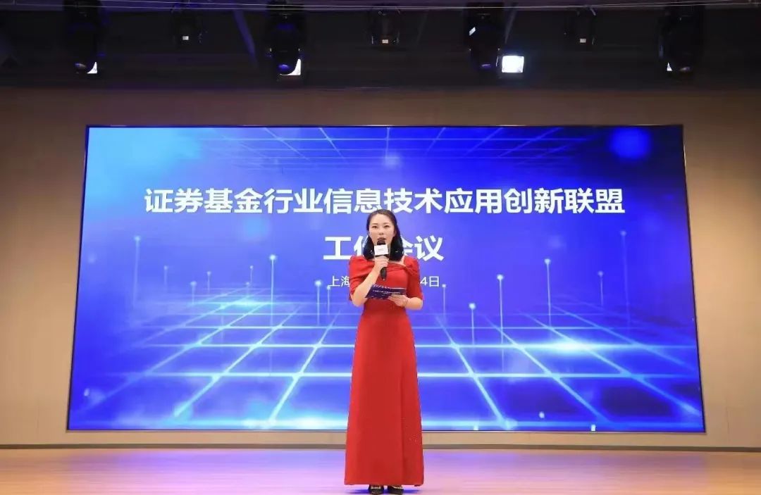 122041cc0bdwey1d65p0b6587n