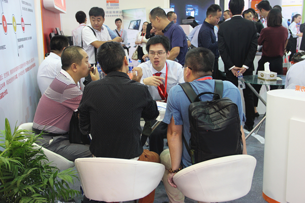 143900m02m1c0ycny5ofznwtfp