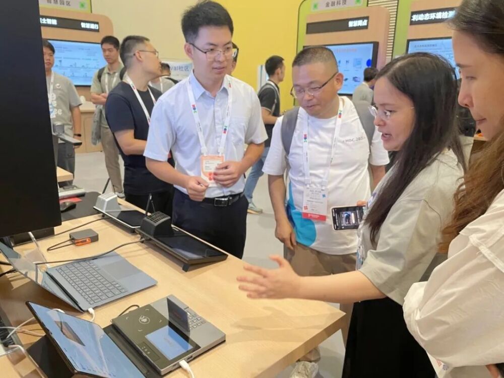 1504421cvi12edbabgz3b20lud