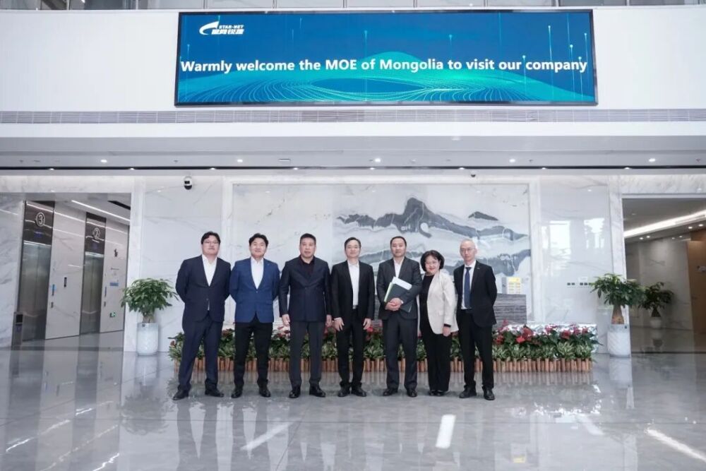 174515bda66l8iju1yedd7hsff